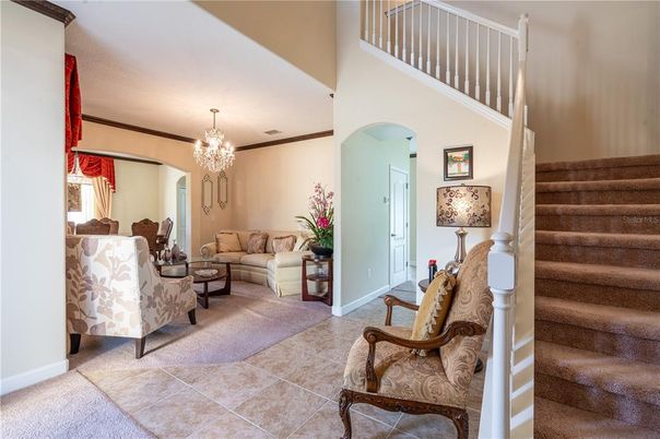 Chandelier, Interior, Living room