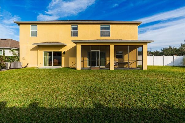 Backyard, Exterior, Facade, Modern