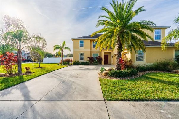 Backyard, Exterior, Facade, Mediterranean
