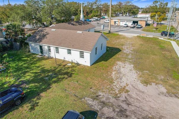 Exterior, Drone