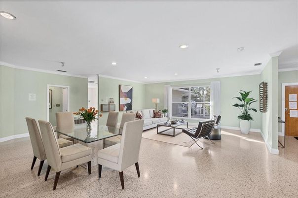 Dining room, Interior, Living room, Recessed Lighting