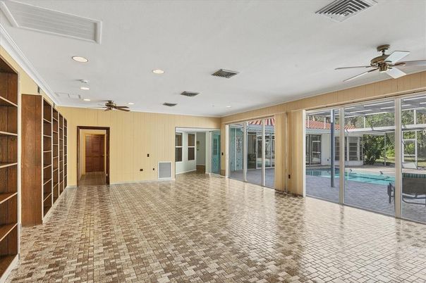 Empty room, Interior, Recessed Lighting