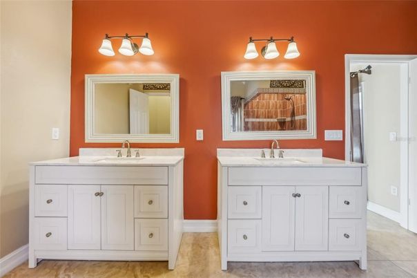 Bathroom, Dual Sink Vanities, Interior