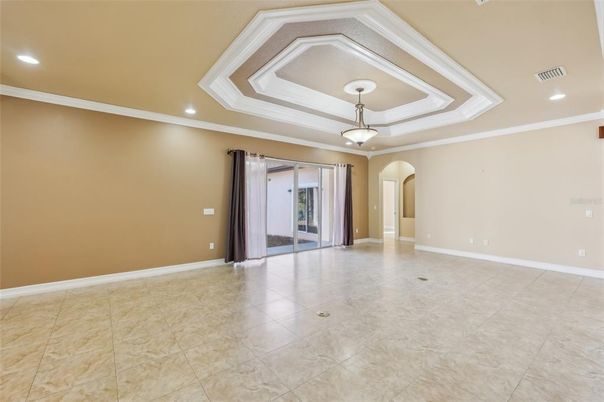 Empty room, Interior, Recessed Lighting