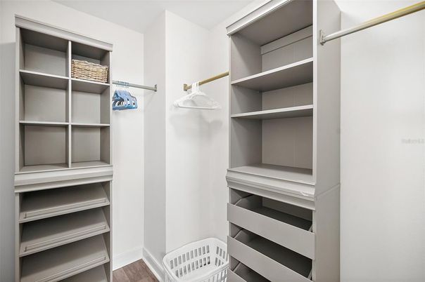 Interior, Walk-in Closets, Wood Texture Flooring