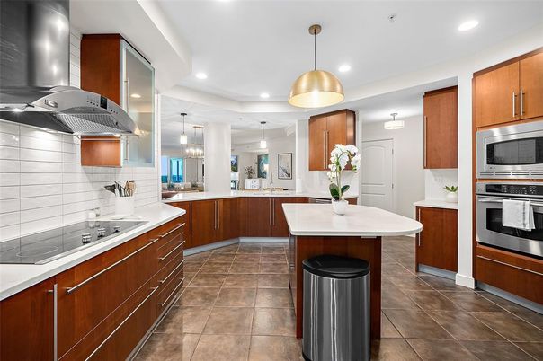 Interior, Kitchen, Pendant Lights, Recessed Lighting, Stainless Steel Appliances