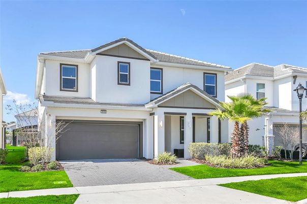 Attached, Exterior, Facade, American Craftsman
