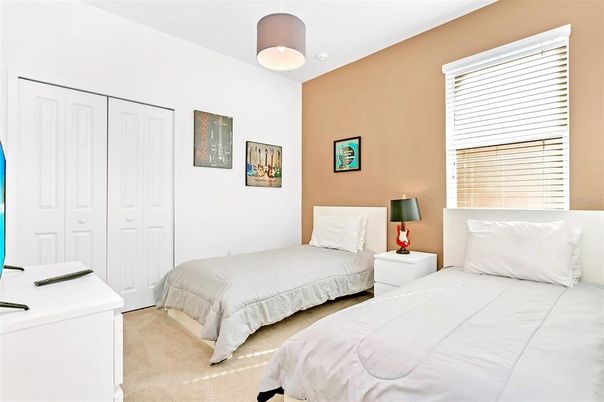 Bedroom, Interior, Pendant Lights
