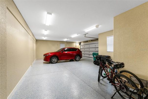 Garage, Interior