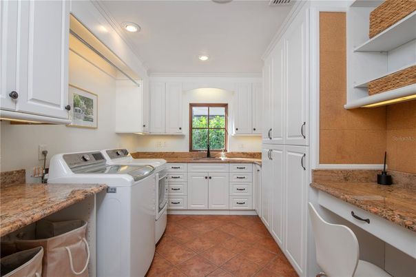 Interior, Recessed Lighting, Washer