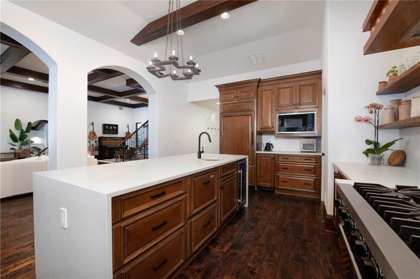 Chandelier, Interior, Kitchen, Pendant Lights, Recessed Lighting, Wooden Beams, Wood Texture Flooring