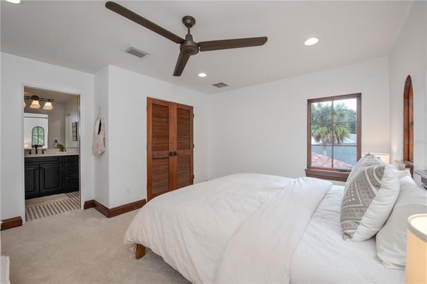 Bedroom, Interior, Recessed Lighting