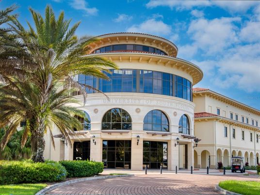 Exterior, Facade, Mediterranean