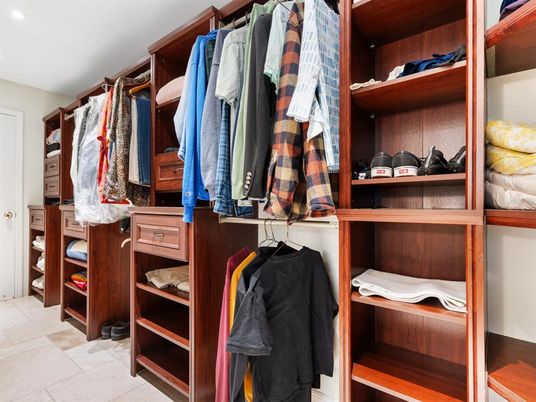 Interior, Recessed Lighting, Walk-in Closets