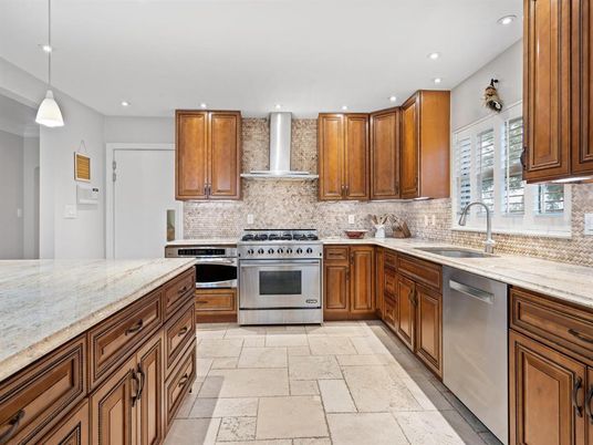 Interior, Kitchen, Pendant Lights, Recessed Lighting, Stainless Steel Appliances