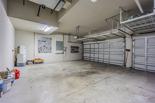 Garage, Interior