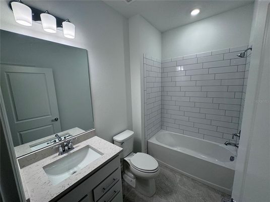 Bathroom, Interior, Recessed Lighting