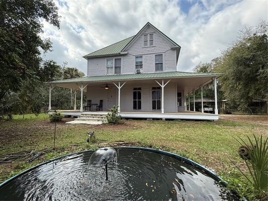 Backyard, Exterior, Facade, Farmhouse