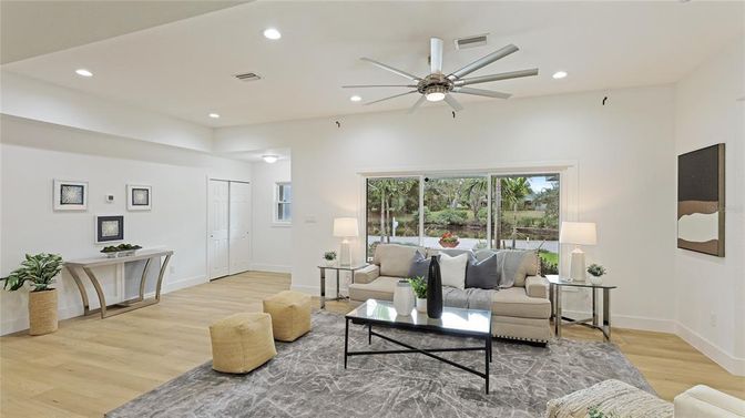 Interior, Living room, Recessed Lighting, Wood Texture Flooring