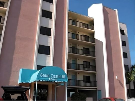 Exterior, Facade, Condo Building