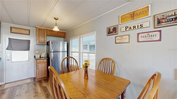 Dining room, Interior, Kitchen, Pendant Lights, Wood Texture Flooring