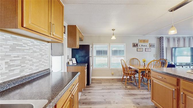 Dining room, Interior, Kitchen, Pendant Lights, Wood Texture Flooring