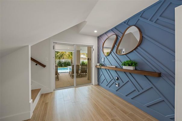 Empty room, Interior, Recessed Lighting, Wood Texture Flooring
