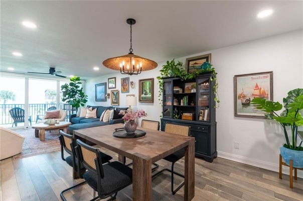 Chandelier, Dining room, Interior, Living room, Recessed Lighting, Wood Texture Flooring