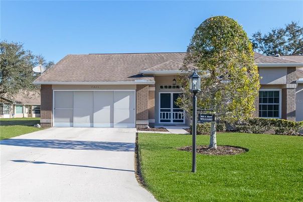 Attached, Exterior, Facade, Brick Facade, Ranch