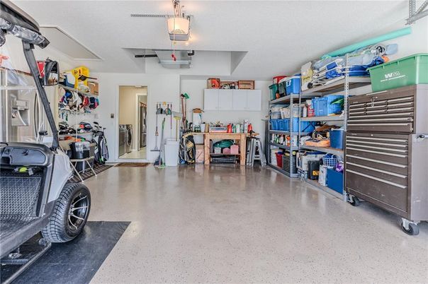 Garage, Interior