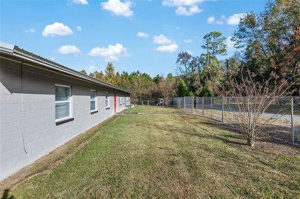 Backyard, Exterior