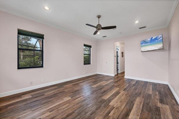 Empty room, Interior, Recessed Lighting, Wood Texture Flooring