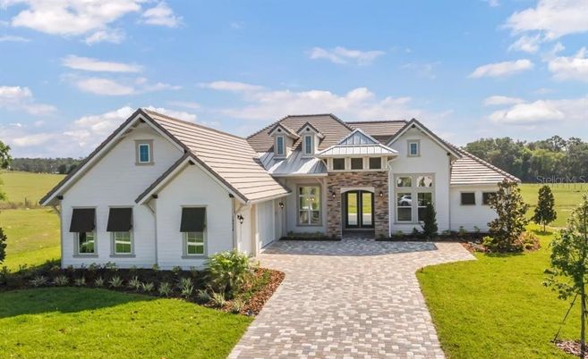 Backyard, Exterior, Facade, Farmhouse