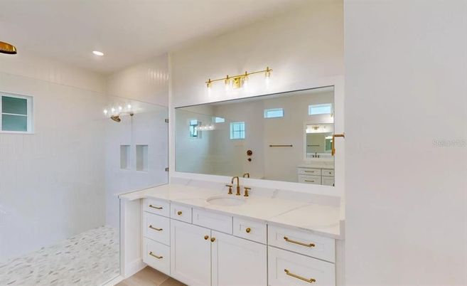 Bathroom, Dual Sink Vanities, Interior, Recessed Lighting