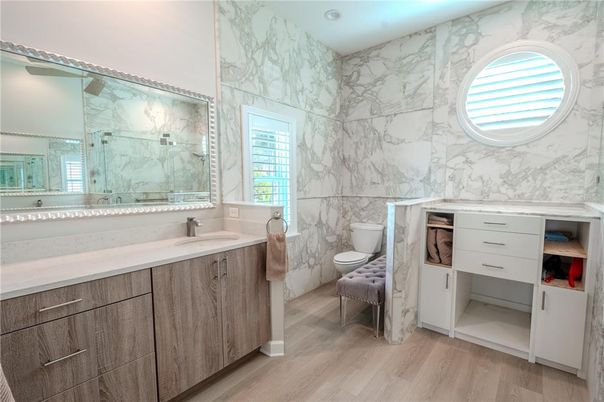 Bathroom, Interior, Marble Walls, Recessed Lighting, Wood Texture Flooring