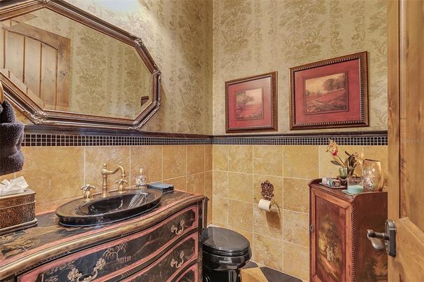 Bathroom, Interior