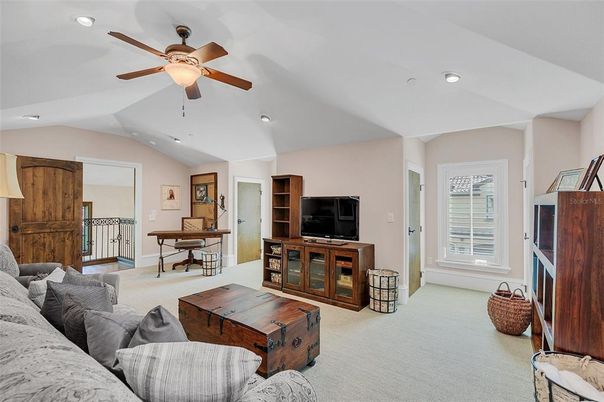 Game Room, Interior, Living room, Recessed Lighting