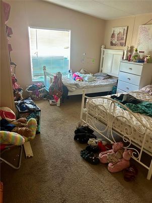 Bedroom, Interior, Water
