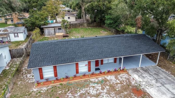Exterior, Drone