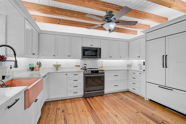 Interior, Kitchen, Stainless Steel Appliances, Wooden Beams, Wooden Ceilings, Wood Texture Flooring
