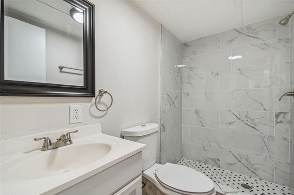 Bathroom, Interior, Marble Walls