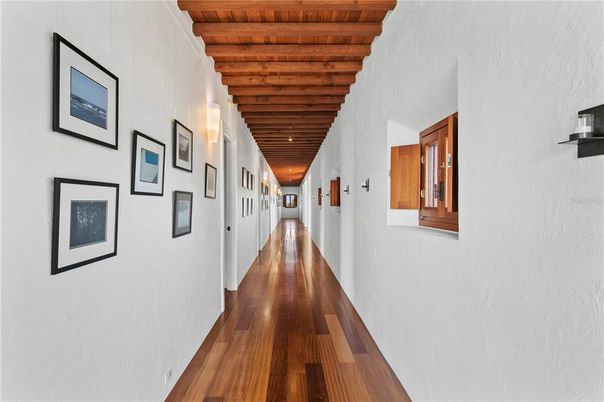 Interior, Recessed Lighting, Wooden Beams, Wooden Ceilings, Wood Texture Flooring