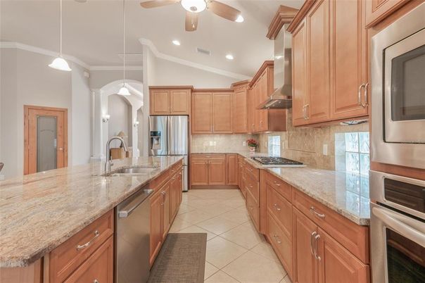 Interior, Kitchen, Pendant Lights, Recessed Lighting, Stainless Steel Appliances