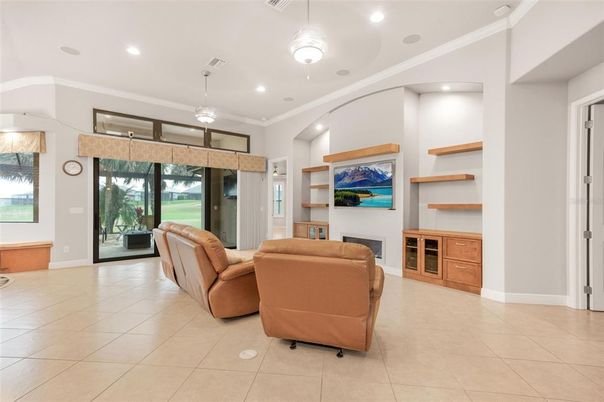Interior, Living room, Pendant Lights, Recessed Lighting