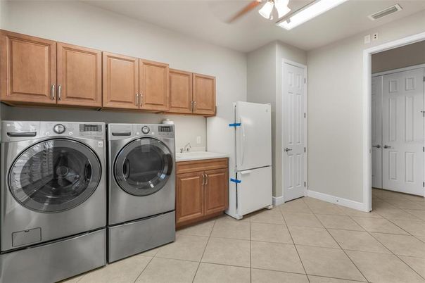 Interior, Washer