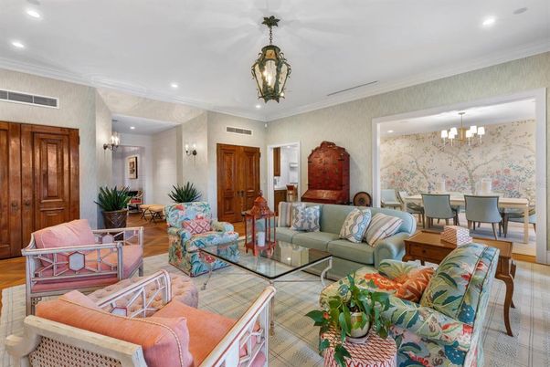Chandelier, Dining room, Interior, Living room, Pendant Lights, Recessed Lighting, Wood Texture Flooring