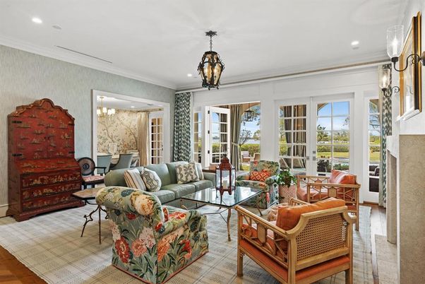 Chandelier, Dining room, Interior, Living room, Pendant Lights, Recessed Lighting, Wood Texture Flooring