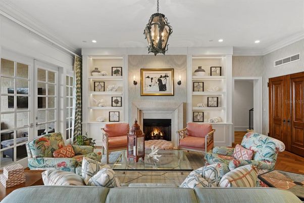 Fireplace, Interior, Living room, Pendant Lights, Recessed Lighting, Wood Texture Flooring