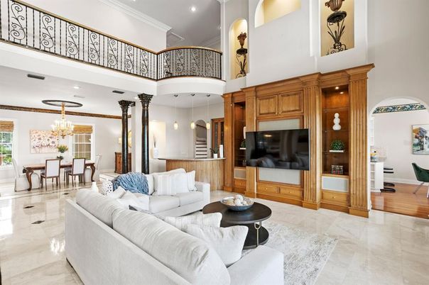 Chandelier, Dining room, Interior, Living room, Recessed Lighting