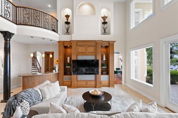 Interior, Living room, Pendant Lights, Recessed Lighting
